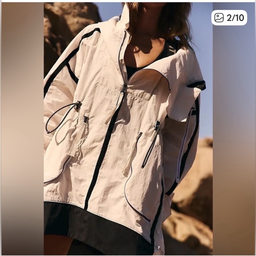 Free People Peace Out Backpack Parachute Parka. NWT. Ivory.
